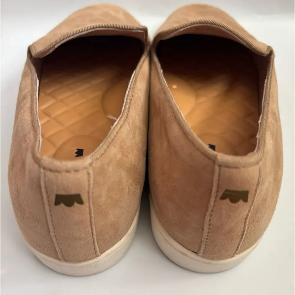 BIRDIES Swift Slip-on Sneaker In Shell Suede Size 7